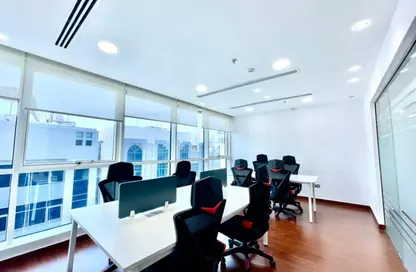 Office Space - Studio - 4 Bathrooms for rent in Hamdan Street - Abu Dhabi