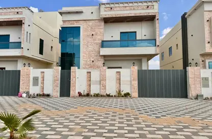 فيلا - 5 غرف نوم - 7 حمامات للايجار في الحليو 2 - الحليو - عجمان