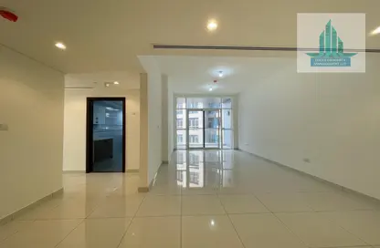Retail - Studio - 3 Bathrooms for rent in Danat Towers - Muroor Area - Abu Dhabi