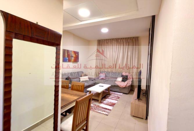 16011025 - Property Image 2