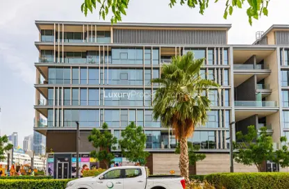 Apartment - 3 Bedrooms - 4 Bathrooms for rent in Building 20 - City Walk - Dubai