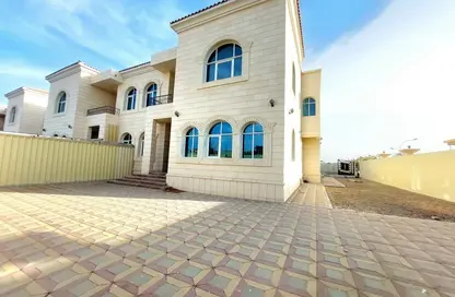 Terrace image for: Villa - 5 Bedrooms - 7 Bathrooms for rent in Shaab Al Askar - Zakher - Al Ain, Image 1