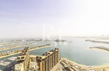 Water View image for: Apartment - 1 Bathroom for rent in The Palm Tower - Palm Jumeirah - Dubai, Image 1