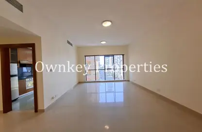 Apartment - 4 Bedrooms - 4 Bathrooms for rent in Golden Sands 9 - Mankhool - Bur Dubai - Dubai