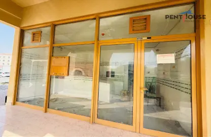 Retail - Studio - 1 Bathroom for rent in T01 - Spain Cluster - International City - Dubai