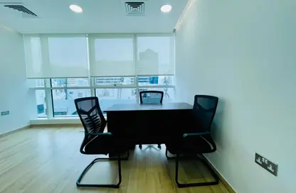 Office Space - Studio - 3 Bathrooms for rent in Hamdan Street - Abu Dhabi Office Space - Studio - 3 Bathrooms for rent in Hamdan Street - Abu Dhabi