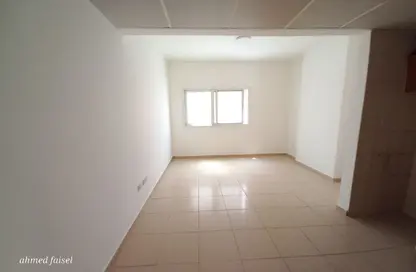 Apartment - Studio - 1 Bathroom for rent in Al Butina B - Al Butina - Sharjah
