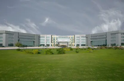 Shop - Studio - 1 Bathroom for rent in Schon Business Park - Dubai Investment Park (DIP) - Dubai
