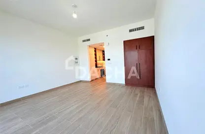 Apartment - Studio - 1 Bathroom for rent in The Regent - Town Square - Dubai