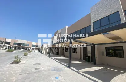 Townhouse - 2 Bedrooms - 4 Bathrooms for rent in Aldhay at Bloom Gardens - Bloom Gardens - Al Salam Street - Abu Dhabi