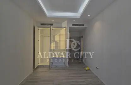 شقة - غرفة نوم - 2 حمامات للبيع في سمارت تاور - عين عجمان - عجمان