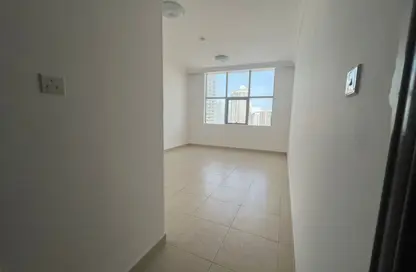 Apartment - 2 Bedrooms - 2 Bathrooms for rent in Al Khan Corniche - Al Khan - Sharjah