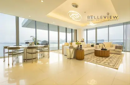 Living / Dining Room image for: Apartment - 4 Bedrooms - 4 Bathrooms for rent in Serenia Residences West - Serenia Residences The Palm - Palm Jumeirah - Dubai, Image 1