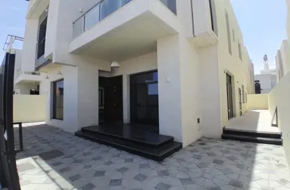 Villa - 5 Bedrooms - 7 Bathrooms for sale in Al Yasmeen 1 - Al Yasmeen - Ajman
