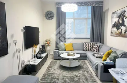 شقة - غرفة نوم - 2 حمامات للايجار في برج فرانكفورت - مدينة دبي الرياضية - دبي