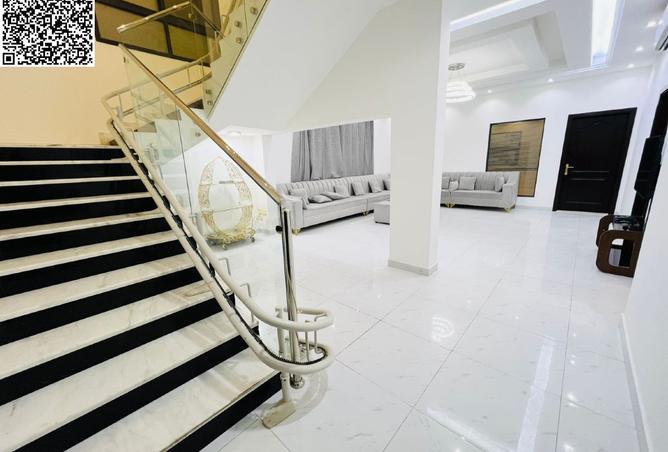 16030110 - Property Image 2