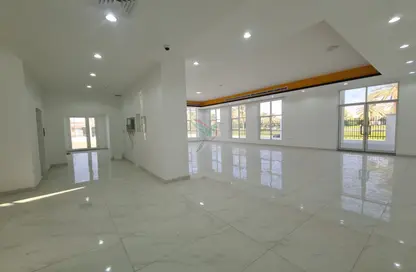 عمارة بالكامل - استوديو - 8 حمامات للايجار في شبانات الخبيصي - الخبيصي - العين