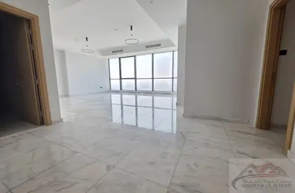 Apartment - 3 Bedrooms - 3 Bathrooms for rent in La Plage Tower - Al Mamzar - Sharjah - Sharjah