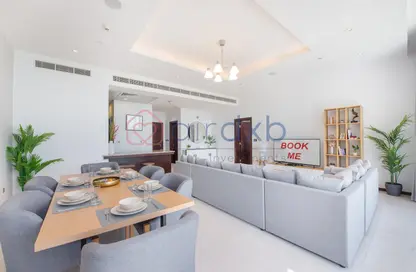 Living / Dining Room image for: Apartment - 1 Bedroom - 2 Bathrooms for sale in Diamond - Tiara Residences - Palm Jumeirah - Dubai, Image 1