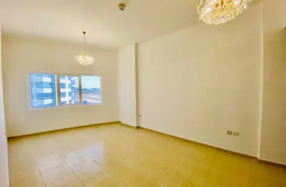 شقة - غرفة نوم - 2 حمامات للايجار في بوابة السيليكون رقم 2 - بوابات السيليكون - واحة السيليكون - دبي