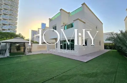 Villa - 4 Bedrooms - 5 Bathrooms for rent in Circle Villas - Jumeirah Village Circle - Dubai