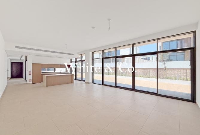 Landscaped | Corner Unit| Brand New