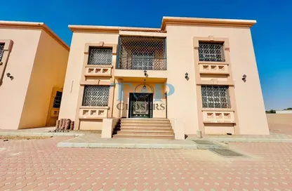 Villa - Studio - 7+ Bathrooms for rent in Mueifia - Al Markhaniya - Al Ain