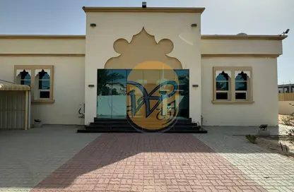 Villa - 5 Bedrooms - 7 Bathrooms for rent in Al Dhait South - Al Dhait - Ras Al Khaimah