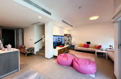 Townhouse - 3 Bedrooms - 4 Bathrooms for rent in Elan - Tilal Al Ghaf - Dubai