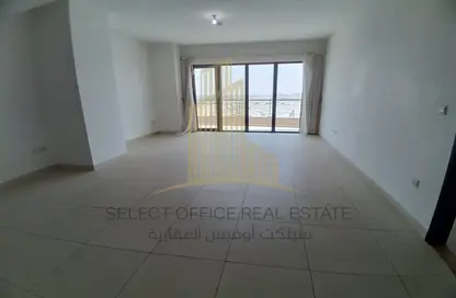 Empty Room image for: Apartment - 2 Bedrooms - 3 Bathrooms for rent in Amwaj 2 Apartments - Al Raha Beach - Abu Dhabi, Image 1