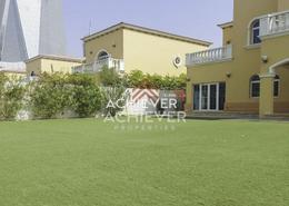 Garden image for: Villa - 5 bedrooms - 6 bathrooms for sale in Legacy - Jumeirah Park - Dubai, Image 1