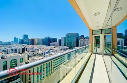 Balcony image for: Apartment - 4 Bedrooms - 6 Bathrooms for rent in United Square - Al Khalidiya - Abu Dhabi, Image 1