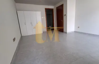 Apartment - 2 Bedrooms - 3 Bathrooms for rent in Binghatti Apartments - Dubai Silicon Oasis - Dubai