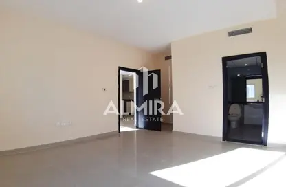 Empty Room image for: Apartment - 1 Bedroom - 2 Bathrooms for sale in Tower 17 - Al Reef Downtown - Al Reef - Abu Dhabi, Image 1