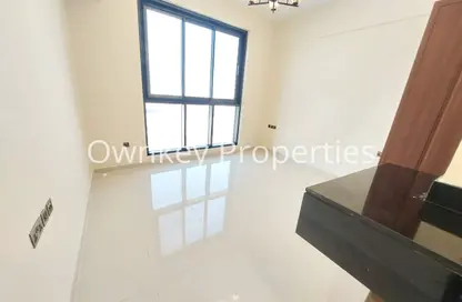 Apartment - Studio - 1 Bathroom for rent in Al Souk Al Kabeer - Bur Dubai - Dubai