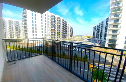 Apartment - 1 Bedroom - 1 Bathroom for sale in Waters Edge - Yas Island - Abu Dhabi
