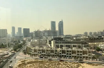 Apartment - 1 Bedroom - 2 Bathrooms for rent in Golden Dream Tower 1 - Jumeirah Village Circle - Dubai