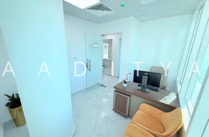 Office Space - Studio - 1 Bathroom for rent in Fatima Mohammad Ahmad Bin Suleiman Building - Al Raffa - Bur Dubai - Dubai