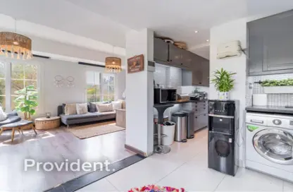 Villa - 2 Bedrooms - 3 Bathrooms for rent in Springs 12 - The Springs - Dubai