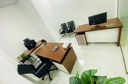 Office Space - Studio - 1 Bathroom for rent in Red Avenue - Al Garhoud - Dubai