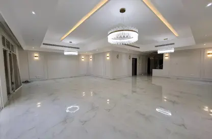 Villa - 5 Bedrooms - 6 Bathrooms for rent in Rabdan - Abu Dhabi