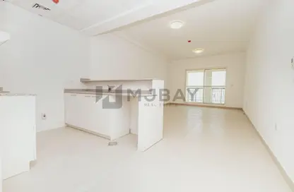 Empty Room image for: Apartment - 1 Bathroom for sale in Al Khail Heights - Dubai, Image 1