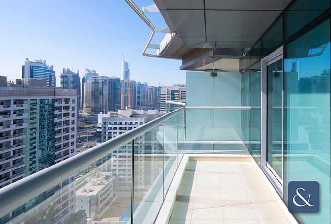 Apartment - 1 Bedroom - 2 Bathrooms for sale in Trident Bayside - Dubai Marina - Dubai