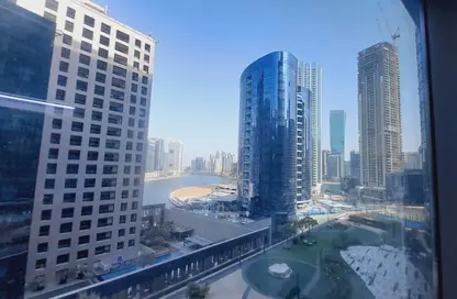 مركز أعمال - استوديو - 2 حمامات للايجار في برج بايناري - الخليج التجاري - دبي