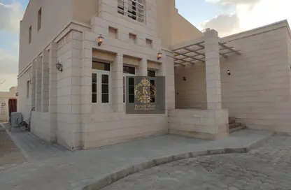 Apartment - 1 Bedroom - 2 Bathrooms for rent in Mohamed Bin Zayed City - Abu Dhabi