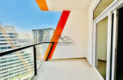Apartment - 2 Bedrooms - 3 Bathrooms for rent in Binghatti Gateway - Al Jaddaf - Dubai