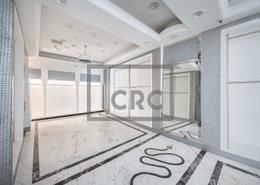 Retail for rent in Twin Tower - Baniyas Road - Deira - Dubai