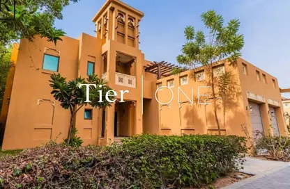 تاون هاوس - 3 غرف نوم - 4 حمامات للبيع في غرب الفرجان - الفرجان - دبي