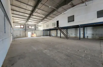 Warehouse - Studio - 1 Bathroom for rent in Al Quoz Industrial Area 1 - Al Quoz Industrial Area - Al Quoz - Dubai