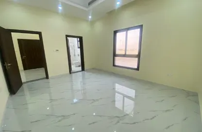 Apartment - 1 Bedroom - 2 Bathrooms for rent in Baniyas East - Baniyas - Abu Dhabi